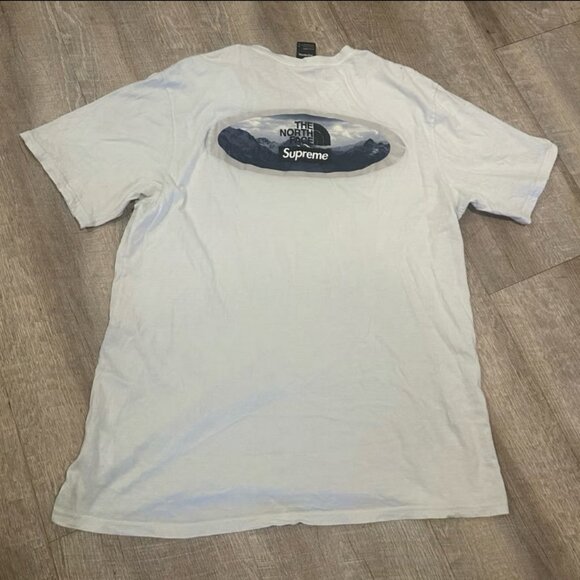 The North Face Supreme Men’s Medium Shirt - Picture 1 of 10